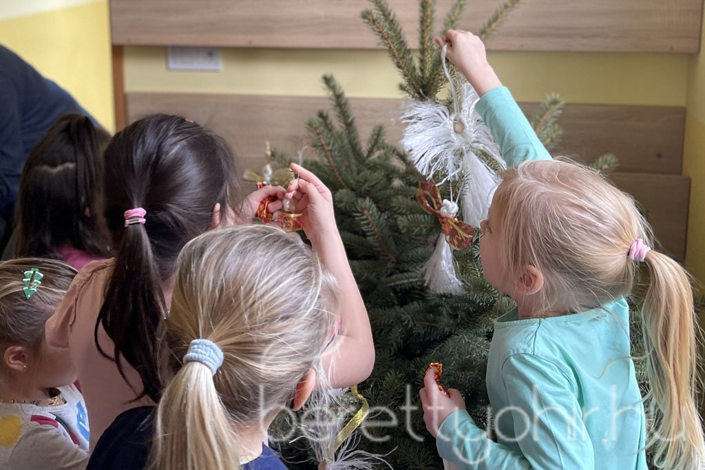 Tama angyalkák érkeztek a Vass Jenő oviba 12